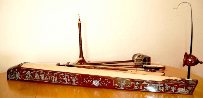 alat musik petik