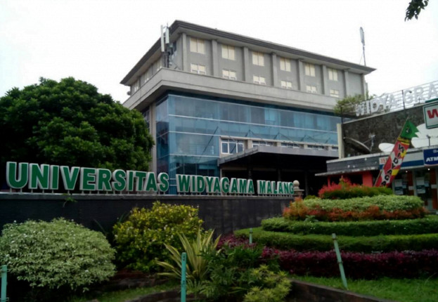 universitas di malang